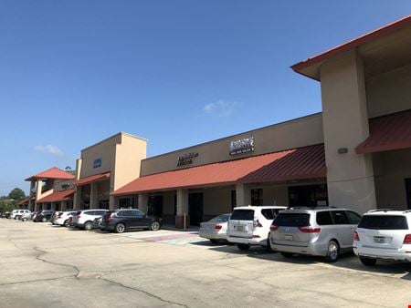 A look at Broadway Place Shopping Center commercial space in Denham Springs