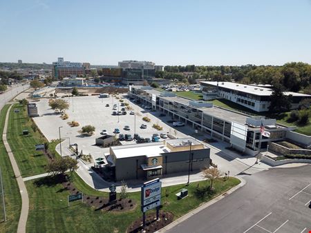 A look at 8601 W Dodge Road commercial space in Omaha