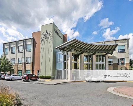 A look at Auburn Regional Medical Plaza commercial space in Auburn