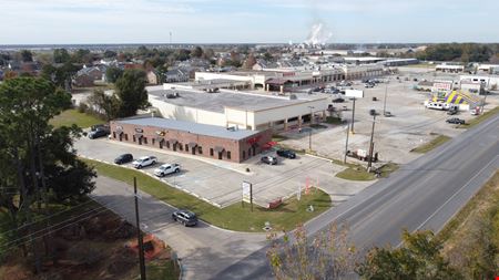 A look at Rouses Shadow Anchored Retail Space for Lease commercial space in Thibodaux