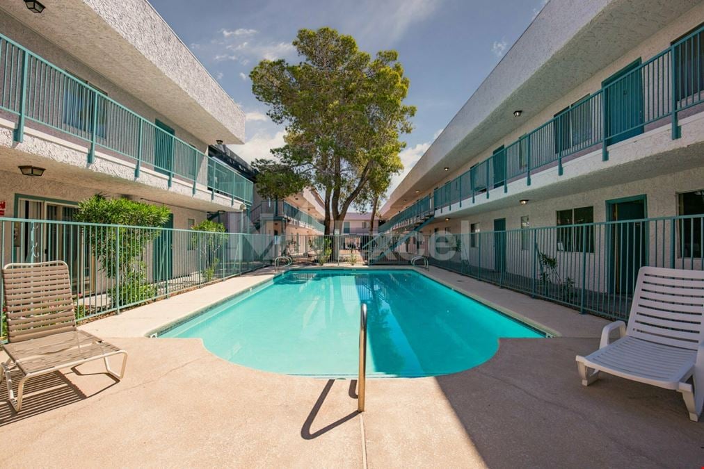 St Tropez Villa Apartments