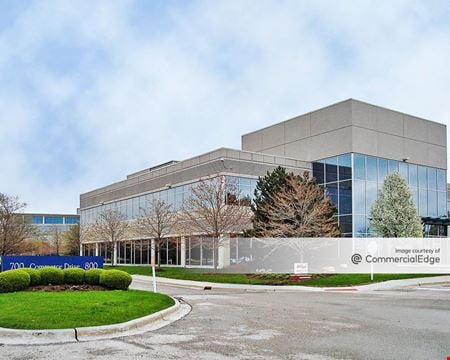A look at 800 Commerce Drive Office space for Rent in Oak Brook