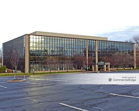 A look at Woodbridge Corporate Plaza commercial space in Iselin