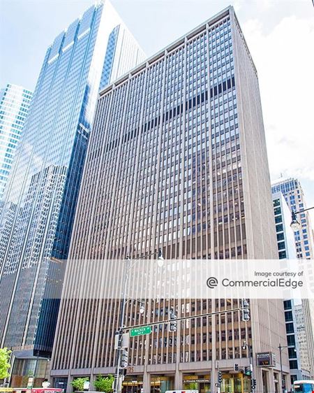 A look at 125 South Wacker Drive commercial space in Chicago