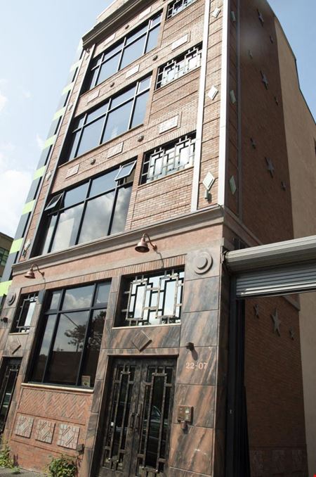 A look at 2207 41st Ave commercial space in Long Island City