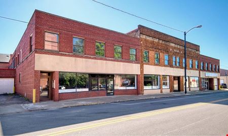 A look at 135-157 Pine Ave SE Commercial space for Rent in Warren