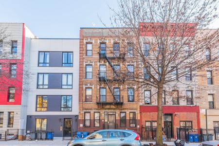 A look at 552 Gates Avenue commercial space in Brooklyn