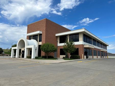 A look at 2500 Sunset Drive commercial space in Mandan