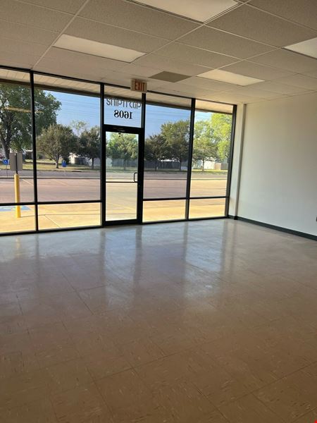 A look at Retail Space-1600-1624 E. 11th Street Retail space for Rent in Hutchinson