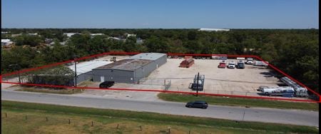 A look at 7103 & 7107 Peerless Street commercial space in Houston