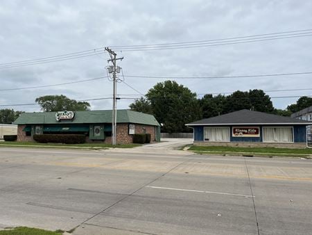 A look at 1055 & 1075 N Henderson St commercial space in Galesburg