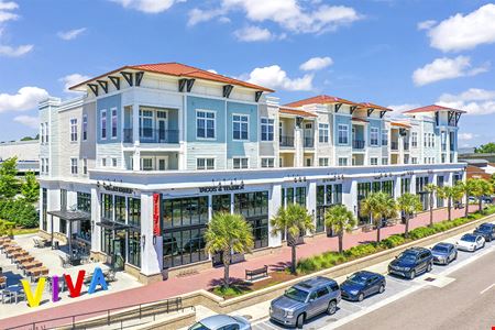 A look at Central Island Square commercial space in Charleston