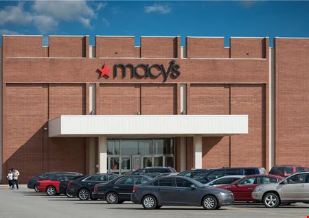 A look at Genesee Valley Mall Commercial space for Rent in Flint