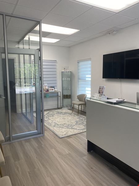 A look at Colonial Square Office Park Office space for Rent in Naples