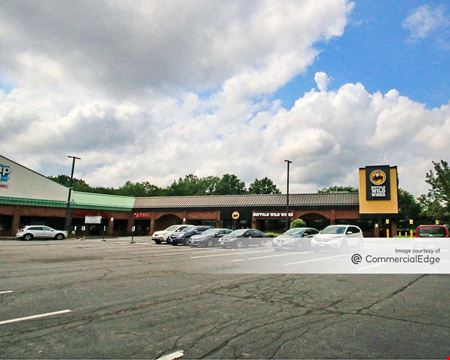 A look at Goff Brook Shops Retail space for Rent in Wethersfield