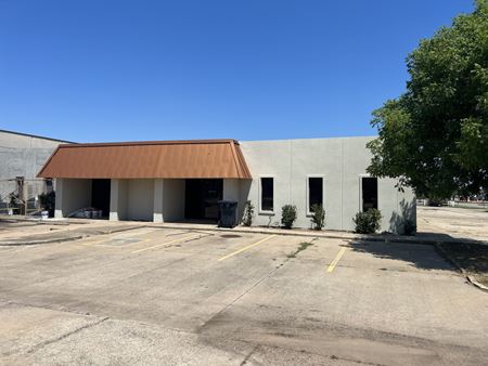 A look at 5421 SW 27th commercial space in Oklahoma City