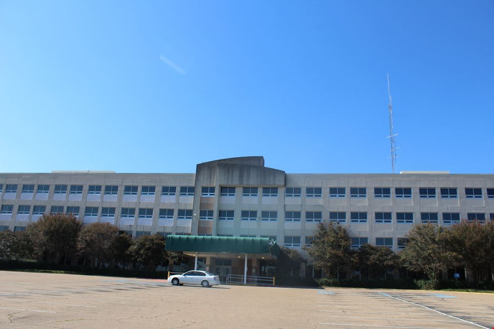 Former Merit Health (River Region Medical Center)