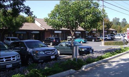 A look at Pinebrook Plaza Commercial space for Rent in Folsom