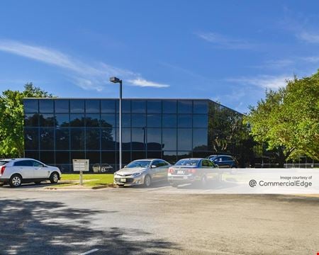 A look at Westlake Oaks Executive Park commercial space in Austin