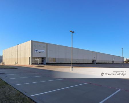 A look at Railhead Business Station Industrial space for Rent in Fort Worth