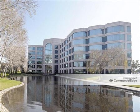 A look at 555 Twin Dolphin Office space for Rent in Redwood City
