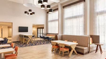 A look at Hampton Inn & Suites Valparaiso, IN commercial space in Valparaiso