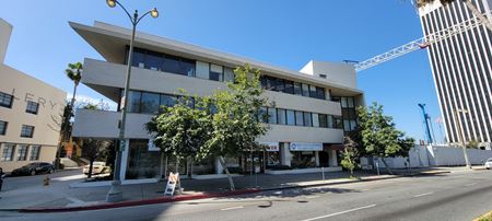 A look at 5858 Wilshire Boulevard commercial space in Los Angeles
