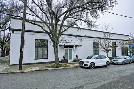 A look at Glaser Brothers Warehouse Office space for Rent in Portland