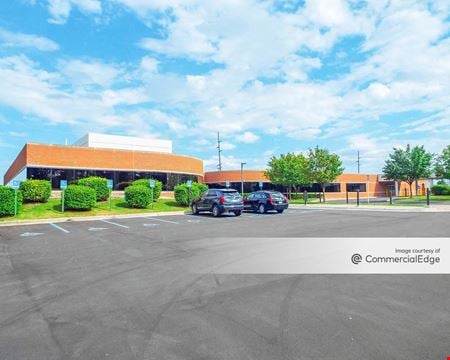 A look at M.L. Orchard Office Building commercial space in West Bloomfield