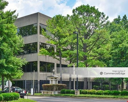 A look at Thousand Oaks Business Center - 2600 Thousand Oaks Blvd commercial space in Memphis