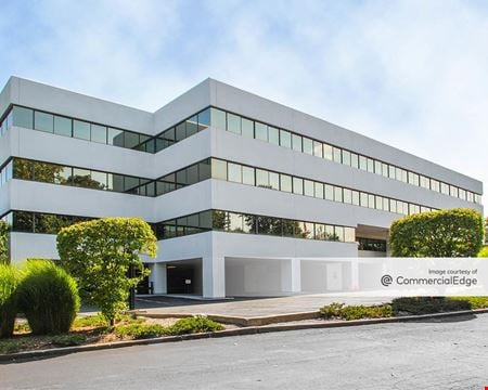 A look at Red Oak Corporate Park Office space for Rent in White Plains