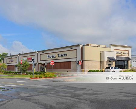 A look at Fellsway Plaza Retail space for Rent in Medford