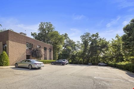 A look at 1 Woodland Avenue Commercial space for Rent in Paramus