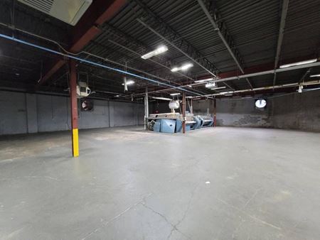 A look at 26,000 sqft standalone industrial warehouse for rent in Newark Commercial space for Rent in Newark