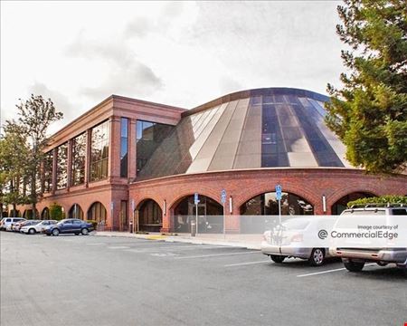 A look at Lakeside Atrium Commercial space for Rent in Santa Clara