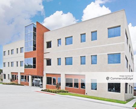 A look at Plano Medical Pavilion - 4825 Alliance Blvd commercial space in Plano