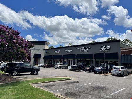 A look at Poplar Collection commercial space in Memphis