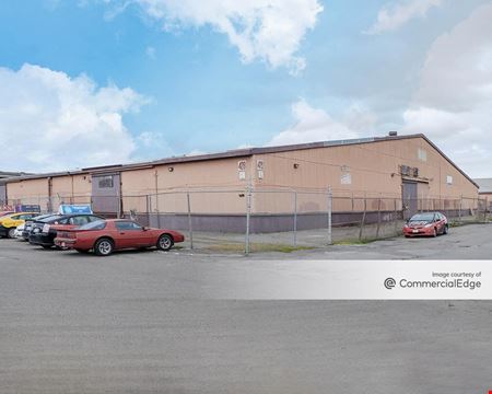 A look at San Francisco Industrial Center - Building 427 & 428 Industrial space for Rent in San Francisco
