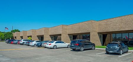 A look at Plaza Park commercial space in Houston