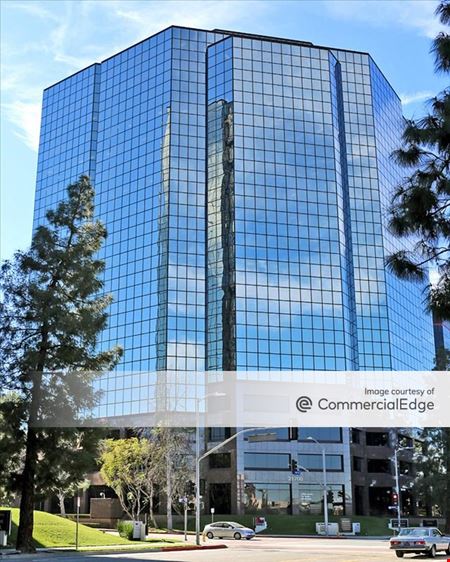 A look at Warner Center Tower 6 Office space for Rent in Woodland Hills
