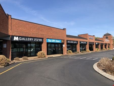 A look at Thoroughbred Square Shopping Center Retail space for Rent in Bowling Green