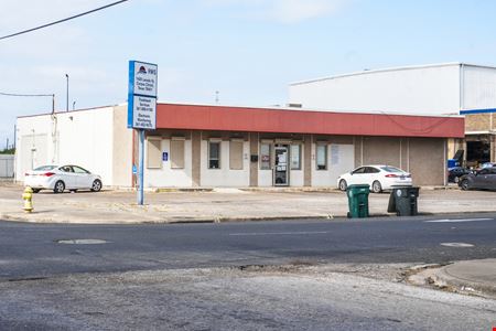 A look at 1428 Laredo St commercial space in Corpus Christi