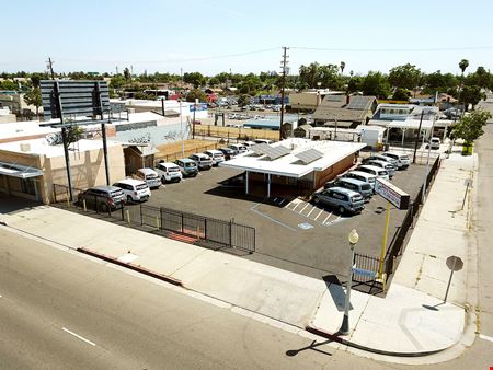 A look at &#177;1,296 SF Freestanding Building on Blackstone Ave Commercial space for Rent in Fresno