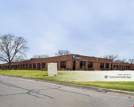 A look at Willowbrook Business Center Office space for Rent in Willowbrook