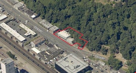 A look at 900 and 904 Elliott Ave W commercial space in Seattle
