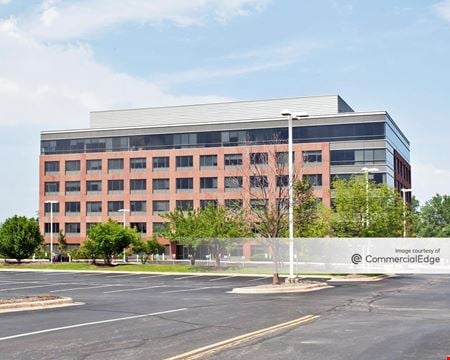 A look at Corporate Center of Northbrook - 1033 Skokie Blvd commercial space in Northbrook