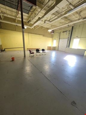3,971 sqft private industrial warehouse for rent in Scarborough