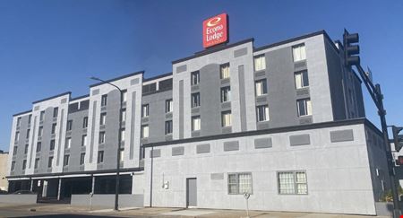 A look at Econolodge Waterloo commercial space in Waterloo