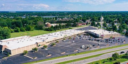 A look at Parkway Plaza commercial space in Maumee