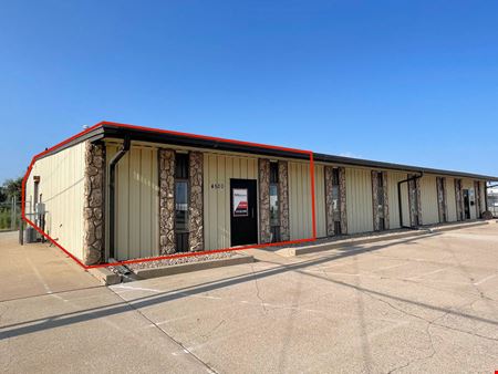 A look at 4520 W Harry commercial space in Wichita
